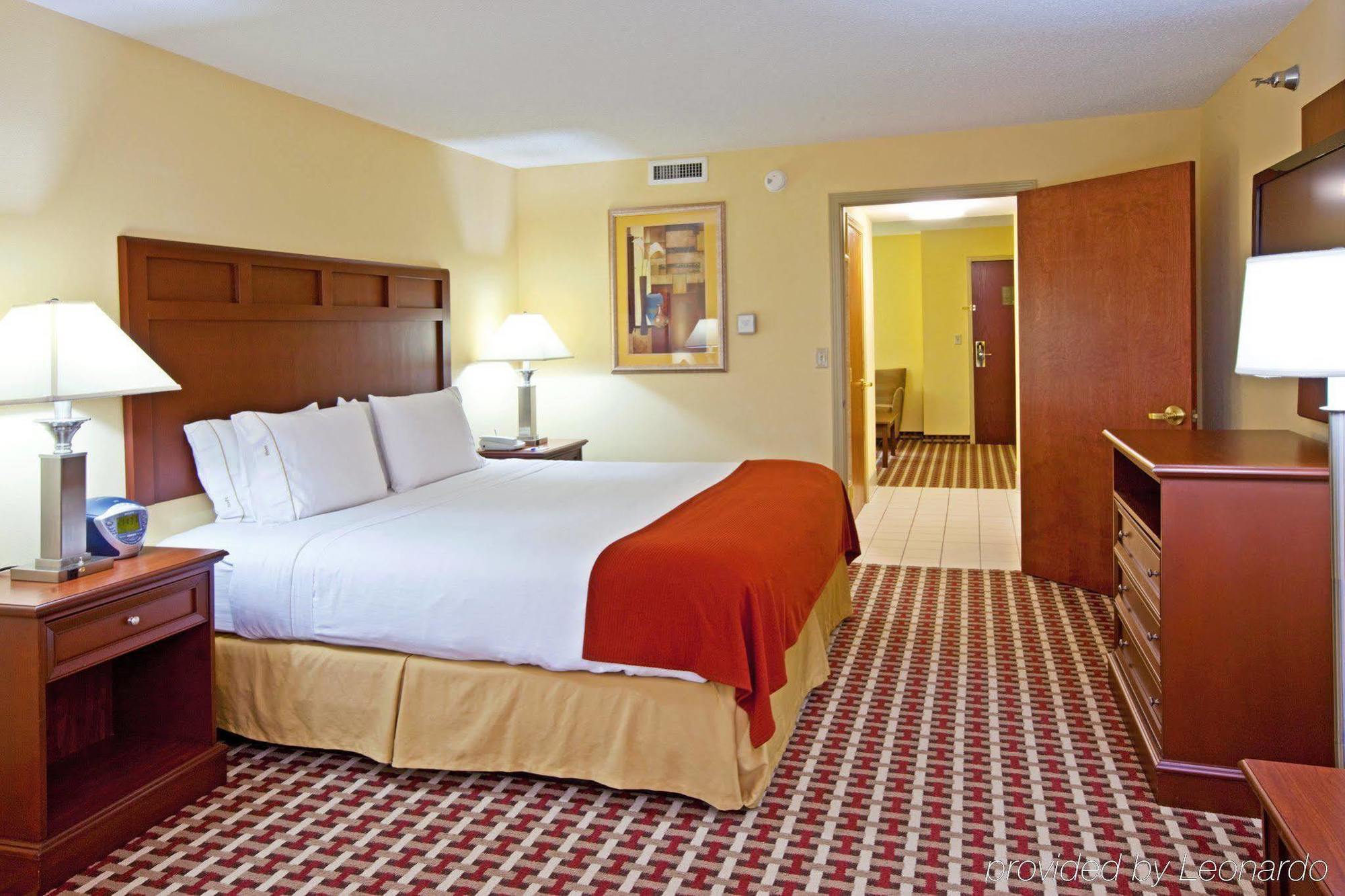 Holiday Inn Express Hotel & Suites Murray By Ihg Номер фото
